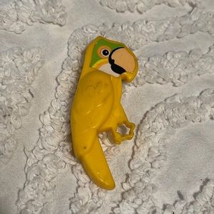 Vintage Fisher-Price Little people play family zoo, yellow parrot